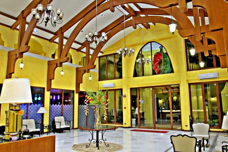 The Pepperland Hotel Legazpi Bagian luar foto